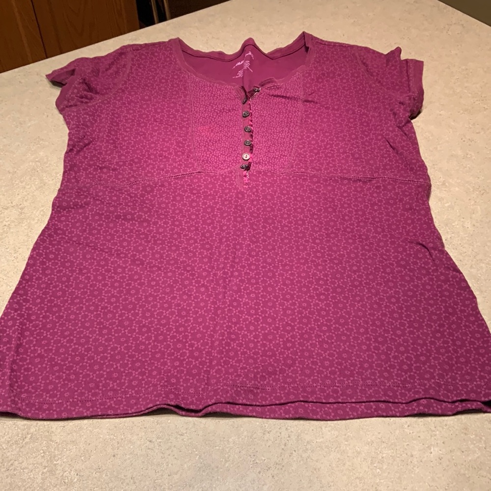 Eddie Bauer Magenta Ribbed Short Sleeve Tee
